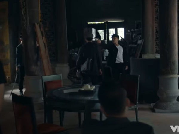 Hồ sơ cá sấu tập 31: Quyết 'bán đứng' Hải My, Cương 'chột' bị Long 'nhà thổ' và đàn em bao vây