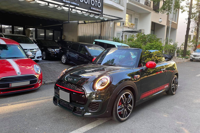 Rộ thông tin 'Cường Đô-La' mua MINI Cooper phiên bản hàng hiếm tại Việt Nam