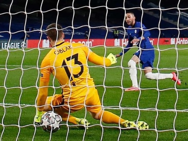 Chelsea loại Atletico khỏi Champions League