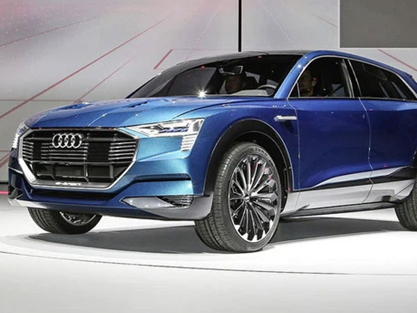 Audi Q6 chốt lịch ra mắt: Anh em với Porsche Macan, dùng động cơ điện