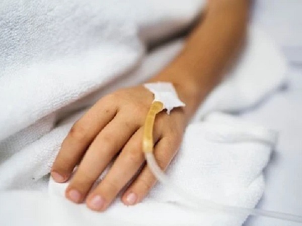 Bé gái 5 tuổi có biểu hiện thèm ăn, khát nước kéo dài 10 ngày, mẹ kinh ngạc khi nghe chẩn đoán của bác sĩ