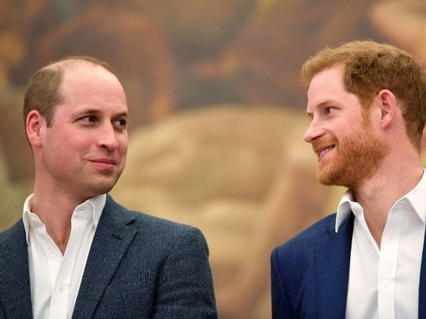 William cảm thấy 'Harry và Meghan xúc phạm Nữ hoàng'