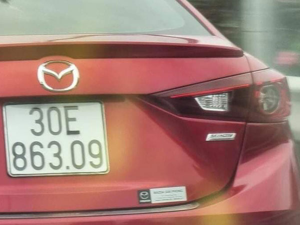 Có nên tăng mức phạt với tài xế che biển kiểm soát để 'qua mặt' camera phạt nguội?