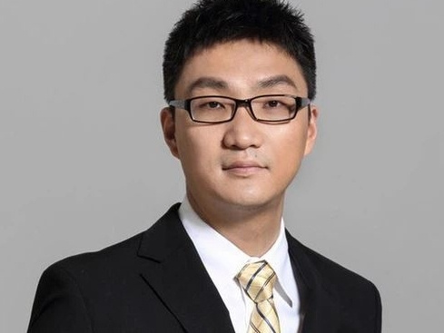 Chân dung chàng trai sở hữu sàn TMĐT khiến Alibaba 'khiếp sợ': Bỏ việc Google khởi nghiệp và tạo ra 12 startup thành công, nắm trong tay khối tài sản lớn hơn cả Jack Ma ở tuổi 40