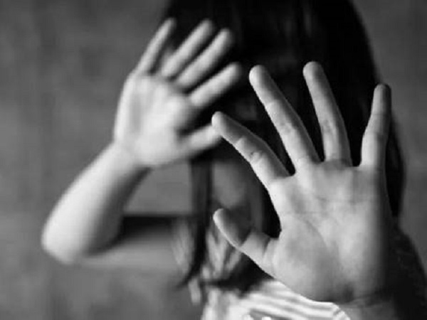 Bắc Giang: Bé gái 13 tuổi bị xâm hại tình dục tại nhà