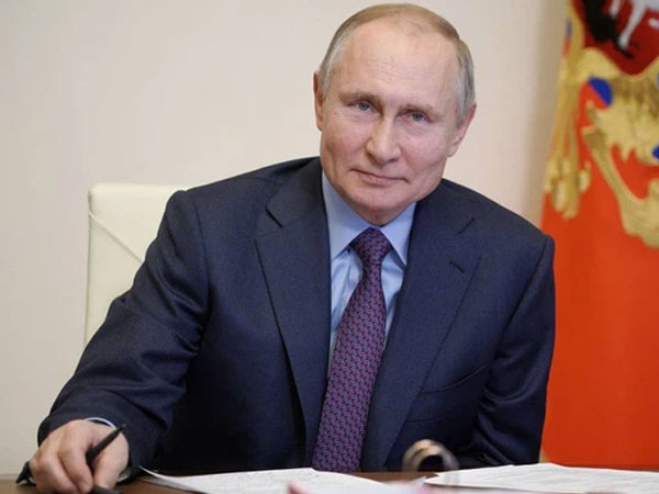 Tổng thống Nga Putin đã tiêm vaccine ngừa COVID-19