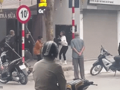 Người dân kể lại vụ 2 cô gái giật tóc, các thanh niên mang 'dao phóng lợn' đến hỗ trợ: 1 đôi nam nữ liên tục tát cô gái kia