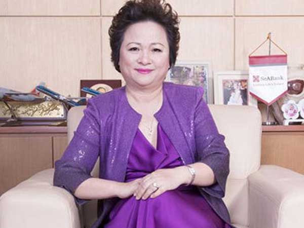 Nữ tướng rút lui, con gái lên ghế nóng ghi dấu 1 tỷ USD