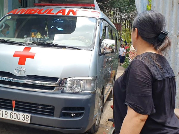 Video: Nhân chứng bàng hoàng kể lại vụ cháy khiến gia đình 3 người tử vong