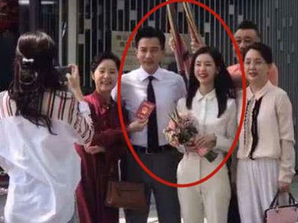 Rò rỉ ảnh Lưu Khải Uy bí mật kết hôn với nữ thần nhan sắc kém 19 tuổi, 'nhà gái' đã mang thai 5 tháng