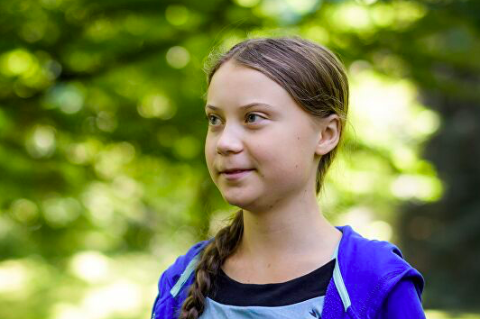 Đại học Anh bị chỉ trích vì dựng tượng 'chiến binh khí hậu' Greta Thunberg