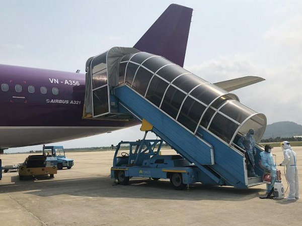 Công dân mắc kẹt ở Đài Loan viết "tâm thư" khi trở về từ chuyến bay giải cứu