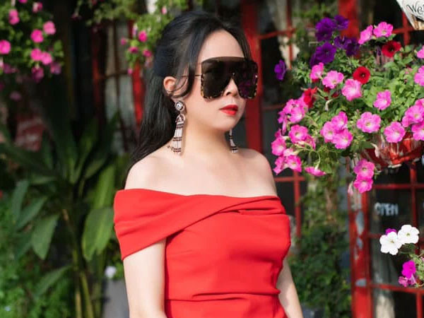 Khoe 'sương sương' nhan sắc ở tuổi 44, Phượng Chanel được dân tình tán thưởng