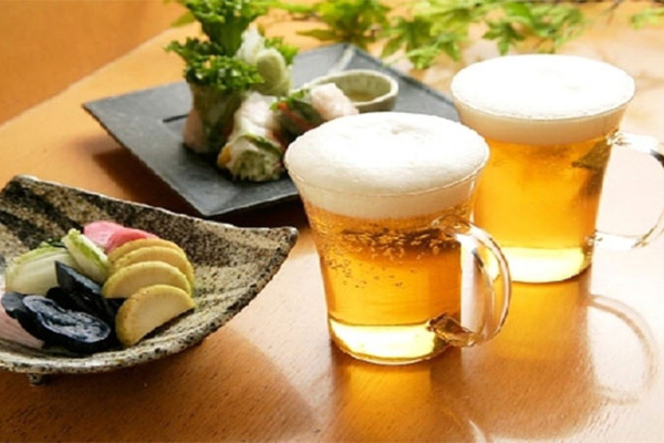 Những người không bao giờ được uống rượu