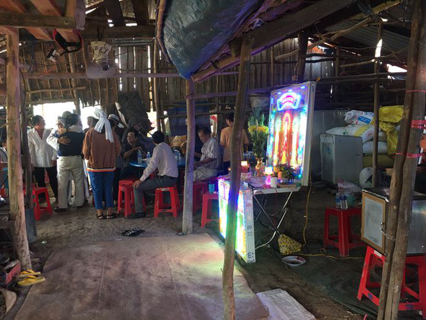 Vụ chủ nhà bị 'cẩu tặc' dùng súng bắn tử vong: Nhà nạn nhân rất nghèo, một người con bị nhiễm chất độc da cam