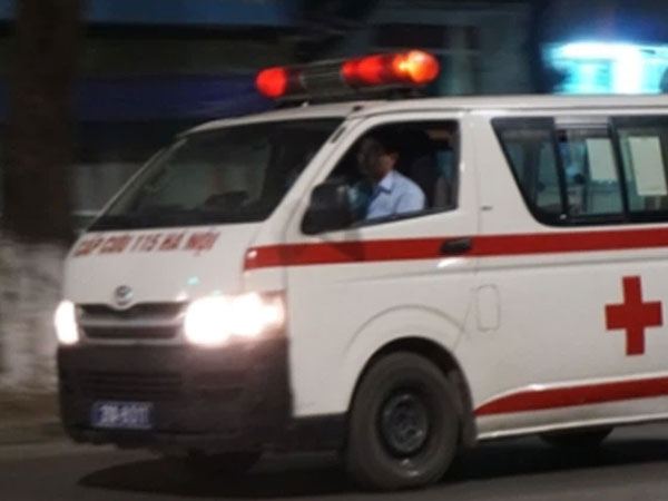 'Chỉ một chiếc xe đi ẩu là kết thúc đời một người con gái đang tuổi 16 trăng tròn'- dòng tâm sự của người mẹ mất con khiến ai cũng rơi lệ