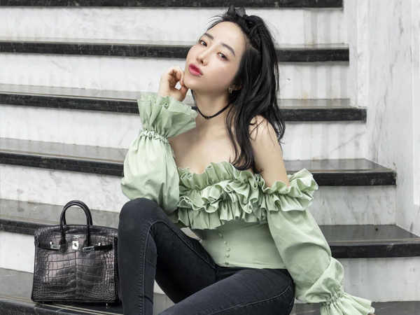 Hotmom Vũ Hồng Phúc tiết lộ thêm về vụ đánh tráo túi Hermès 1,5 tỷ: Stylist xin 1 đường sống vì đang bị bệnh