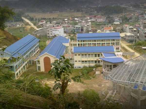 Nam sinh lớp 10 chuyên toán bất ngờ thắt cổ tự tử tại ký túc xá ở Bắc Kạn