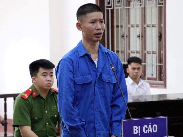 Mang súng giả cướp ngân hàng, lĩnh án tù thật