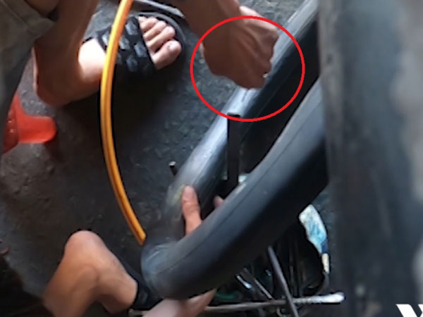 Nạn rải đinh trên QL1: Lật tẩy những chiêu trò phá xe lành thành 'què'