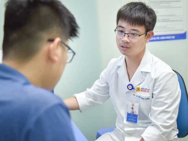 Đi khám sức khoẻ tiền hôn nhân, chàng trai 9X 'sốc nặng' phát hiện nhiễm HIV trước ngày cưới