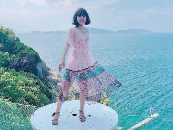 'Cầm giấy khám sức khoẻ, 2 vợ chồng ôm nhau khóc': Hành trình chiến đấu với ung thư của 8x Hà Nội khiến tất cả cảm phục