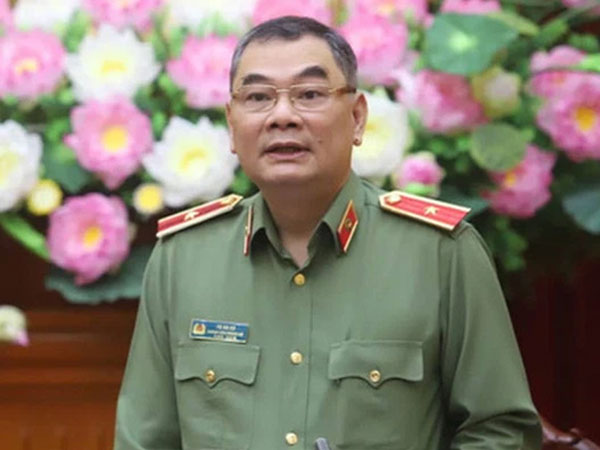 Vụ 2,7 triệu lít xăng giả: Cục phó Cảnh sát hình sự mới được phong Anh hùng LLVT được cử tham gia 'đánh án'