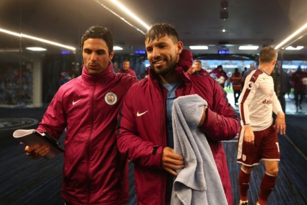 HLV Arteta đích thân mời gọi Aguero gia nhập Arsenal