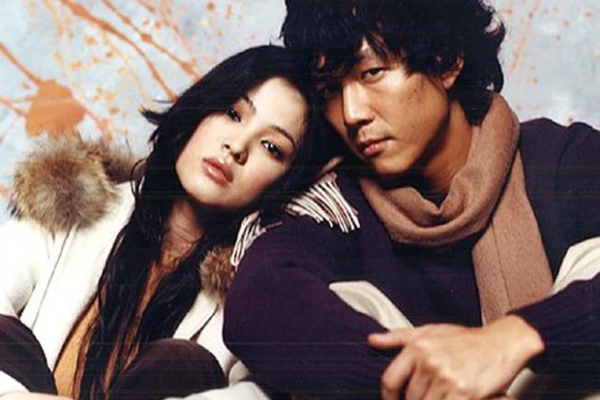 'Thâm cung bí sử' của Song Hye Kyo giờ mới bị bóc trần: Nhan sắc khác xa, quan hệ thân mật với tài tử này suốt 20 năm