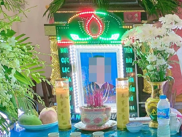 Vụ người phụ nữ làm đám tang giả: 'Không dám nhận lại tiền phúng điếu'