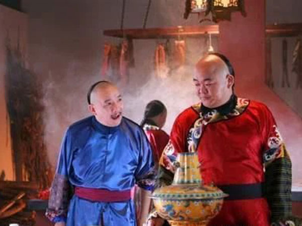 Tại sao các đầu bếp Ngự Thiện phòng không bị 'tịnh thân' như thái giám dù là cùng làm việc trong Tử Cấm Thành?