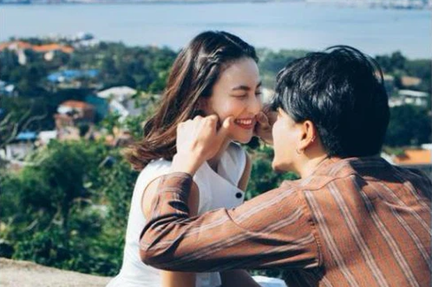 Tim chính thức công khai bạn gái mới, còn thả luôn 'cẩu lương' cực mùi mẫn hậu 3 năm ly hôn Trương Quỳnh Anh?
