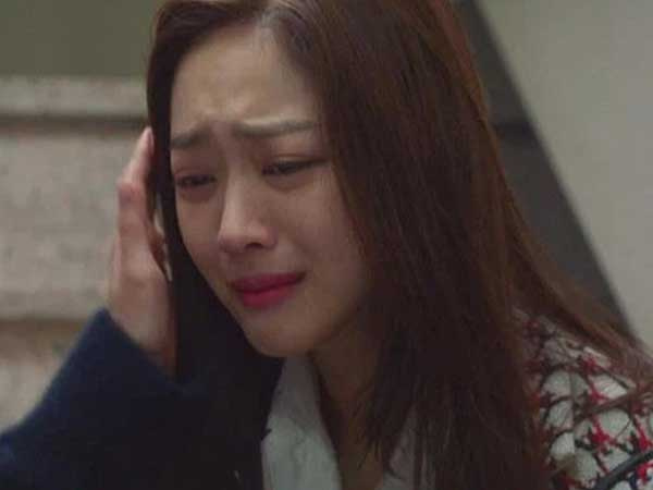 Hỏi xin tiền chồng, nào ngờ anh cầm cả xấp tiền rồi rút ra hai tờ 50 nghìn đưa cho vợ và căn dặn một câu làm tôi nghẹn họng