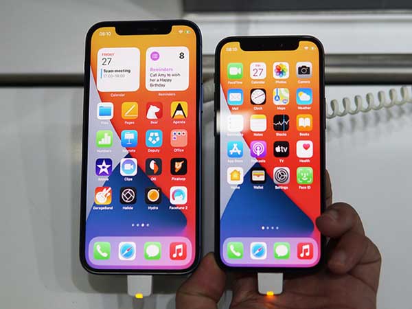 Cửa hàng 'đua' giảm giá iPhone 12 mini