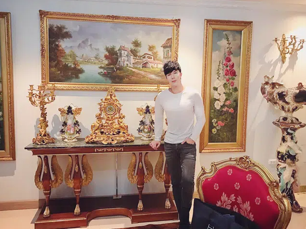 Nathan Lee: Gia thế siêu khủng, sở hữu biệt thự dát vàng 300 tỷ đồng và bất động sản khắp nơi, bảo sao chê Ngọc Trinh 'không cùng đẳng cấp'