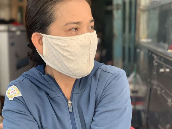 Mẹ của thiếu niên bị bảo vệ dân phố đánh: Nếu phạm tội thì có luật pháp xử lý, 'quyền gì mà đánh đập con trai tôi...'