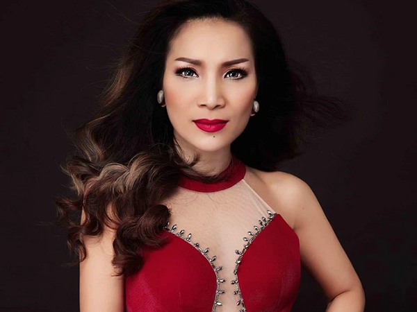 Minh Tuyết hé lộ cuộc chia tay của một cặp vợ chồng nổi tiếng, khán giả đoán tên Hồng Ngọc