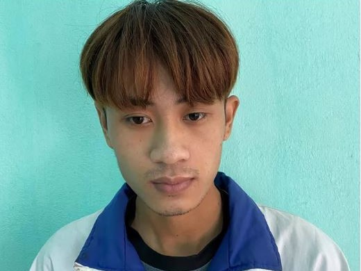 Kẻ đâm chết cặp vợ chồng hàng xóm nói tại tòa 'giết người thì cứ tử hình'