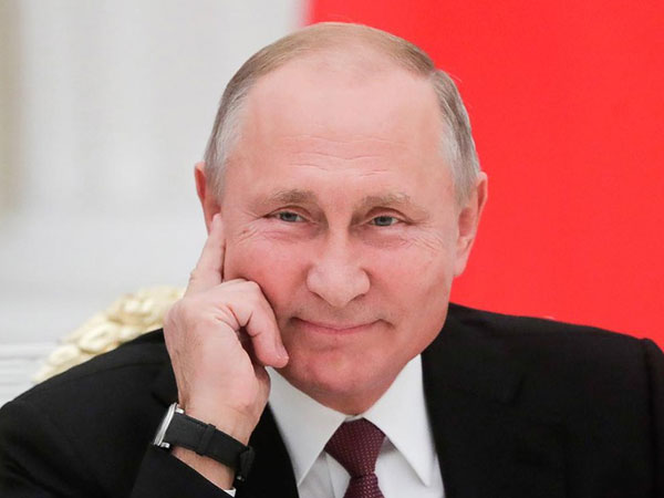 Ông Putin kí luật 'mở đường' làm tổng thống đến năm 2036