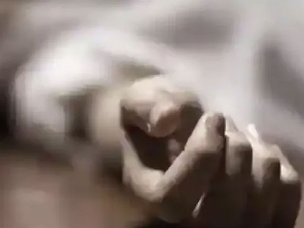 Cha giết con và 7 người thân, sau đó tự sát ở Iran