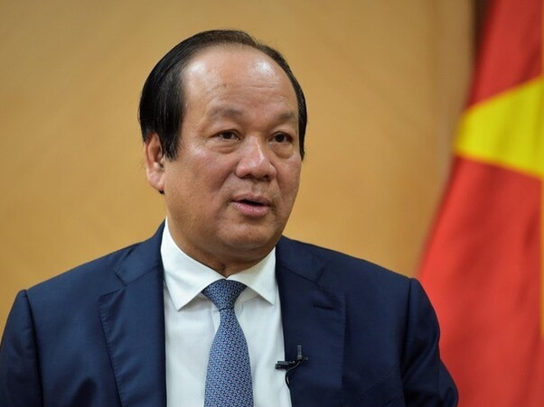 Miễn nhiệm 13 thành viên Chính phủ