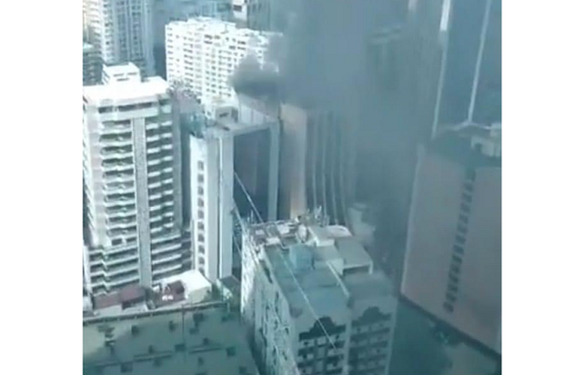 Hỏa hoạn tại tòa nhà trung tâm thương mại ở thành phố Makati, Philippines