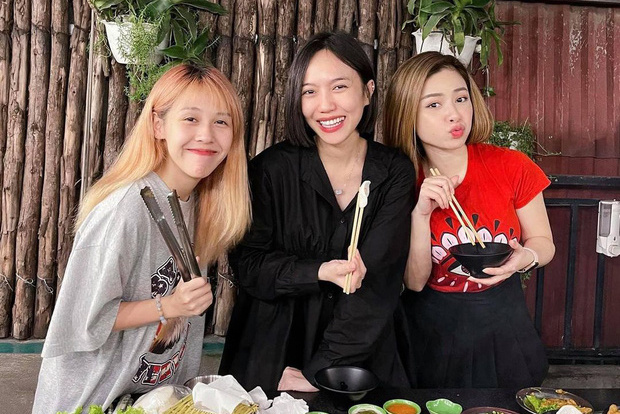 Mới 7 tháng không gặp mà chị em Hậu Hoàng - Dương Hoàng Yến đã 'cháy tóc' khét lẹt, chỉ còn Diệu Nhi là chân phương