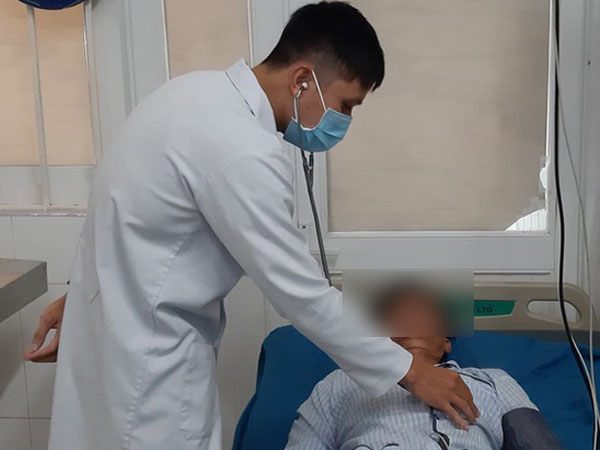 Hà Nội: Nam thanh niên 17 tuổi có trái tim bên phải, phủ tạng nằm đảo ngược hoàn toàn