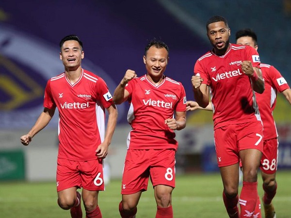 Trọng Hoàng khiêm tốn sau khi giúp Viettel lần đầu đánh bại Hà Nội FC