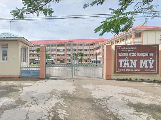 Xôn xao nhiều học sinh lớp 6 không đọc được chữ: Thầy giáo 'không hiểu sao các em này lên được lớp 6'