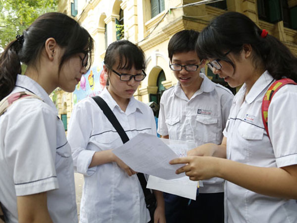 Hà Nội lùi lịch tuyển sinh lớp 10