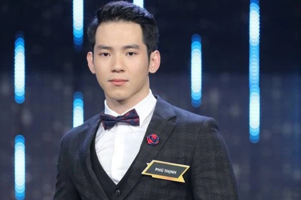 Hot boy gây xôn xao với ảnh căn cước công dân lung linh, hóa ra là người quen của Người Ấy Là Ai!