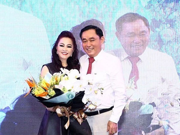 Nhiều tiền như đại gia Dũng 'lò vôi', treo thưởng cả trăm, nghìn tỷ để bảo vệ vợ trước ồn ào thị phi