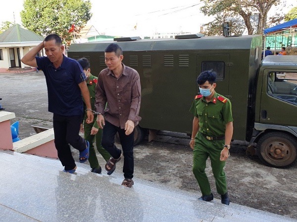 Vụ xăng giả Trịnh Sướng: Mở công ty cho con rể đứng tên